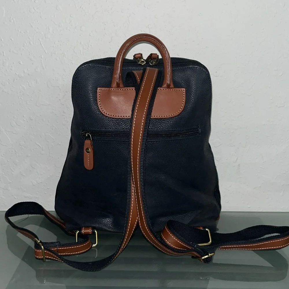 NWOT Ladies Jump flat backpack